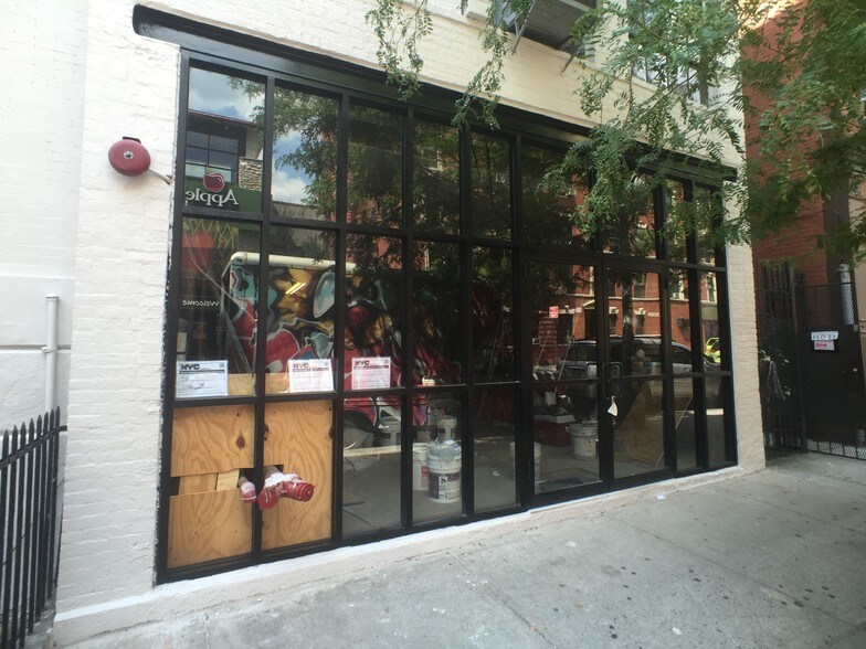 508 E 117th St, New York, NY à louer - Photo de l’immeuble – Image 2 sur 3