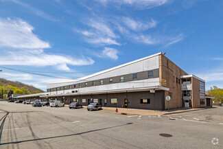 Plus de détails pour 63-105 Bassett Hwy, Dover, NJ - Local d'activités, Industriel/Logistique à louer