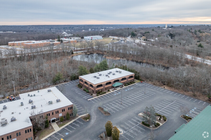 6 Blackstone Valley Pl, Lincoln, RI à louer - Aérien – Image 3 sur 4