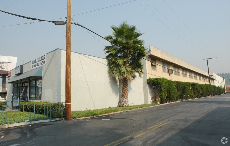 3235 N San Fernando Rd, Los Angeles, CA à louer - Photo de l’immeuble – Image 3 sur 8