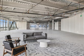 50 Tanforan Ave, South San Francisco, CA à louer Photo intérieure– Image 2 sur 6