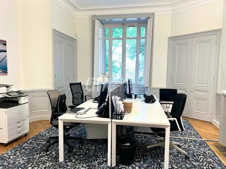 Bureau dans Lyon à louer - Photo intérieure – Image 2 sur 12