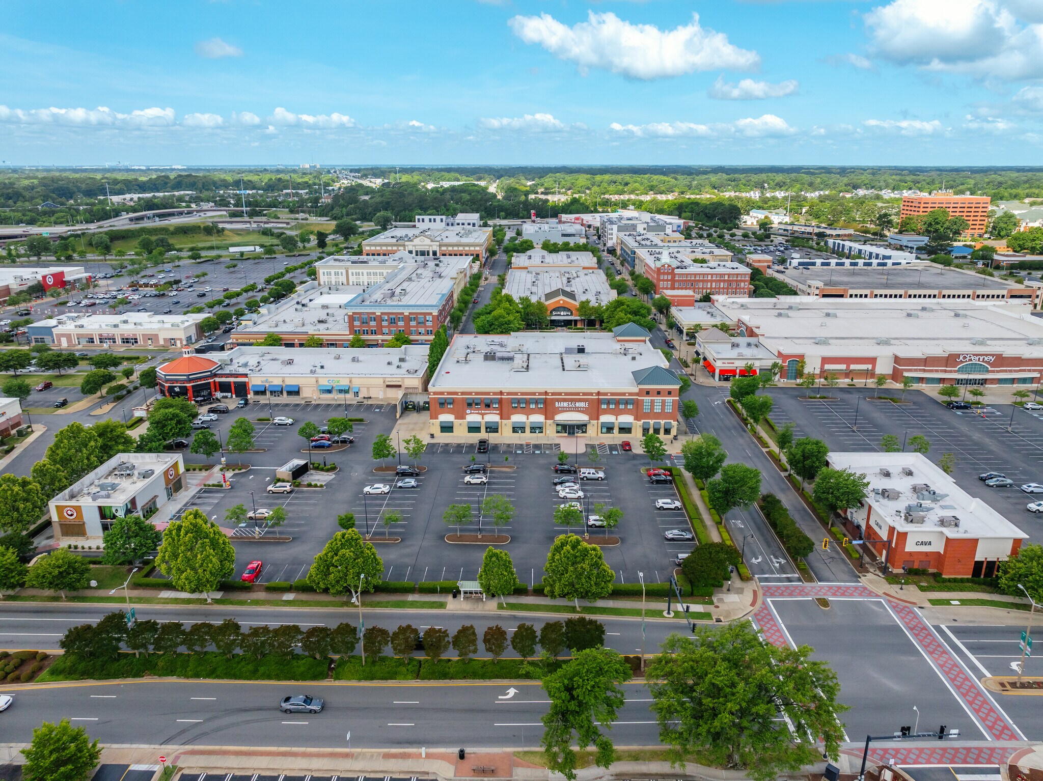 4410 E Claiborne Sq, Hampton, VA à louer Photo de l’immeuble– Image 1 sur 16