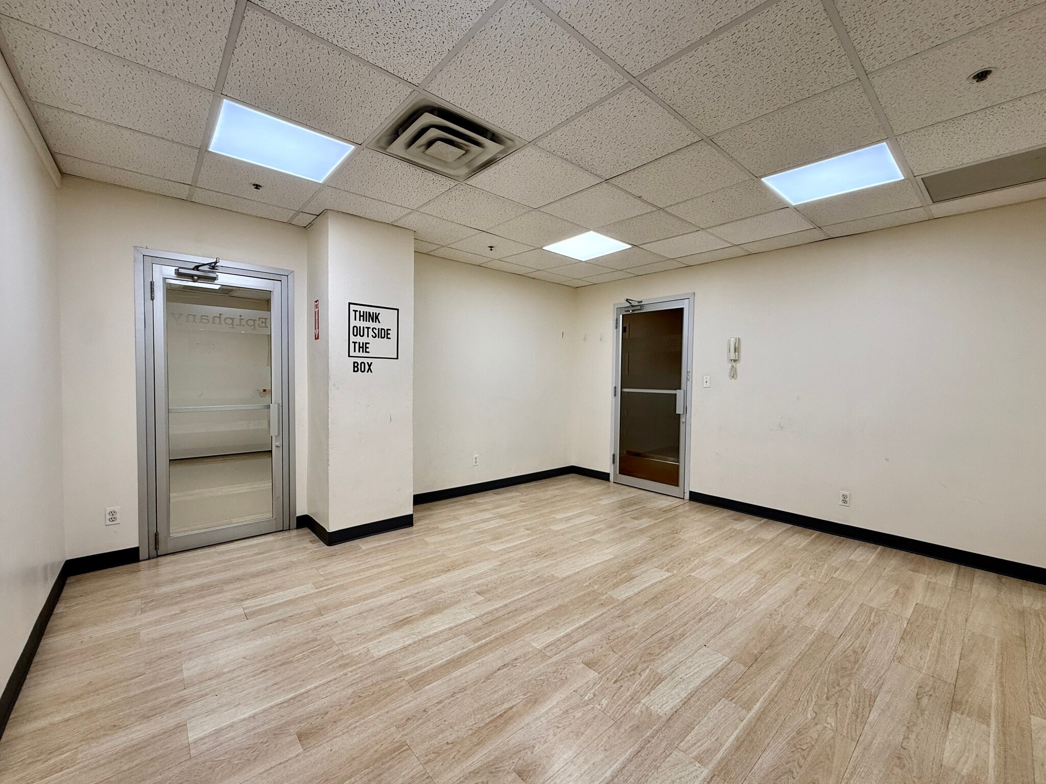 16 W 32nd St, New York, NY à louer Photo intérieure– Image 1 sur 10