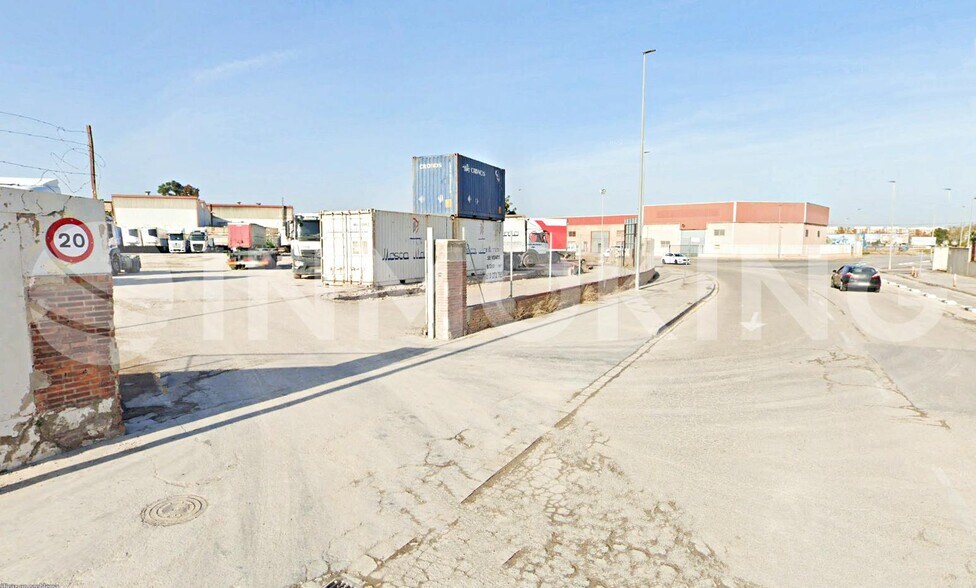 Terrain dans Xirivella, Valencia à vendre - Photo de l’immeuble – Image 1 sur 8