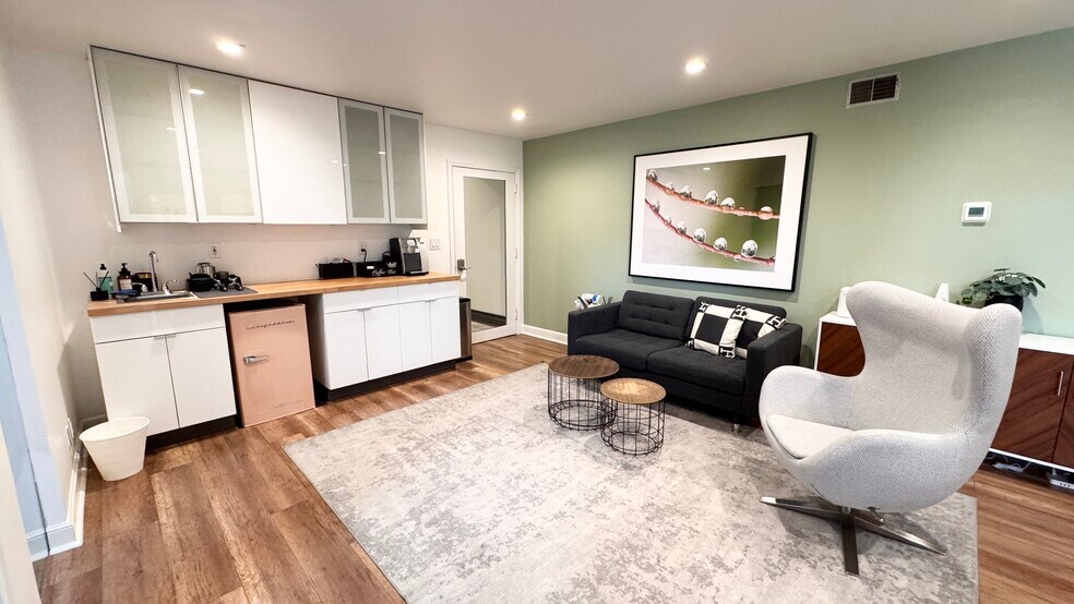 15 N Ellsworth Ave, San Mateo, CA à louer - Photo de l’immeuble – Image 3 sur 10