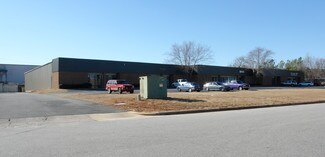 Plus de détails pour 335 Sherwee Dr, Raleigh, NC - Local d'activités à louer