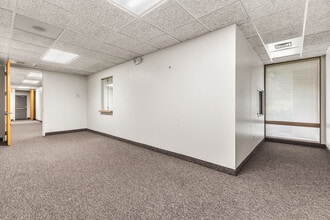 100 Cross Keys Office Park, Fairport, NY à louer Photo intérieure– Image 2 sur 9
