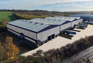 Plus de détails pour 92 Hellaby Ln, Rotherham - Local d'activités à louer