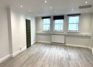 8 Celbridge Mews, Londres à louer Photo intérieure– Image 2 sur 3