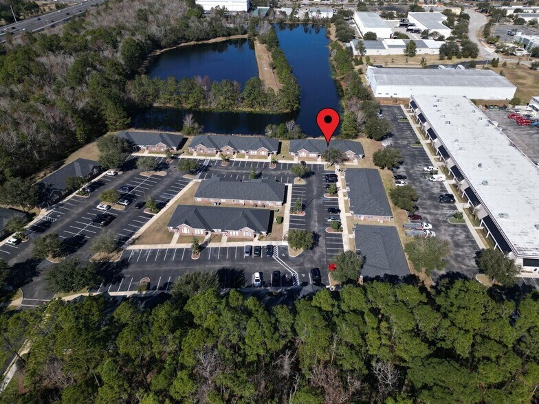 11555 Central Pky, Jacksonville, FL à vendre - Photo de l’immeuble – Image 1 sur 16