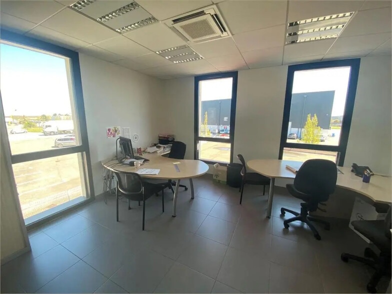 4 Rue Issac Newton, Plaisance-du-Touch à louer - Photo intérieure – Image 3 sur 8