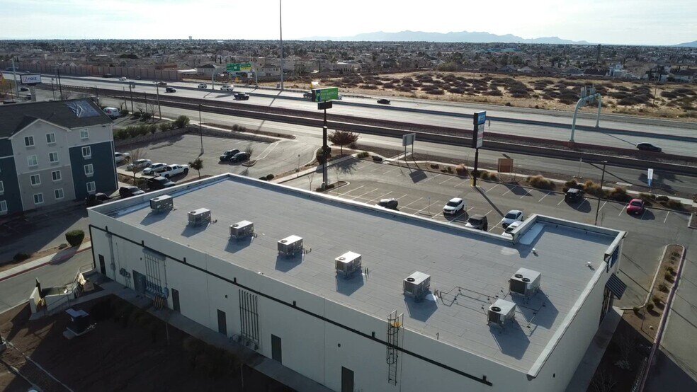 3624 Joe Battle Blvd, El Paso, TX à louer - Vidéo sur l’annonce professionnelle – Image 2 sur 8