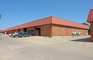 Plus de détails pour 3211 S Peachtree Rd, Balch Springs, TX - Bureau, Local d'activités à louer