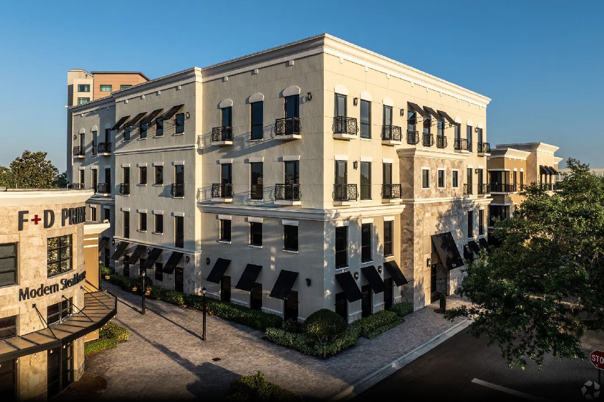 1525 International Pky, Lake Mary, FL à louer Photo de l’immeuble– Image 1 sur 4