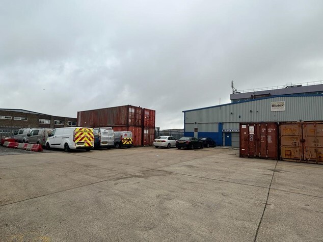 Rainham Rd S, Dagenham à louer - Photo de l’immeuble – Image 3 sur 4