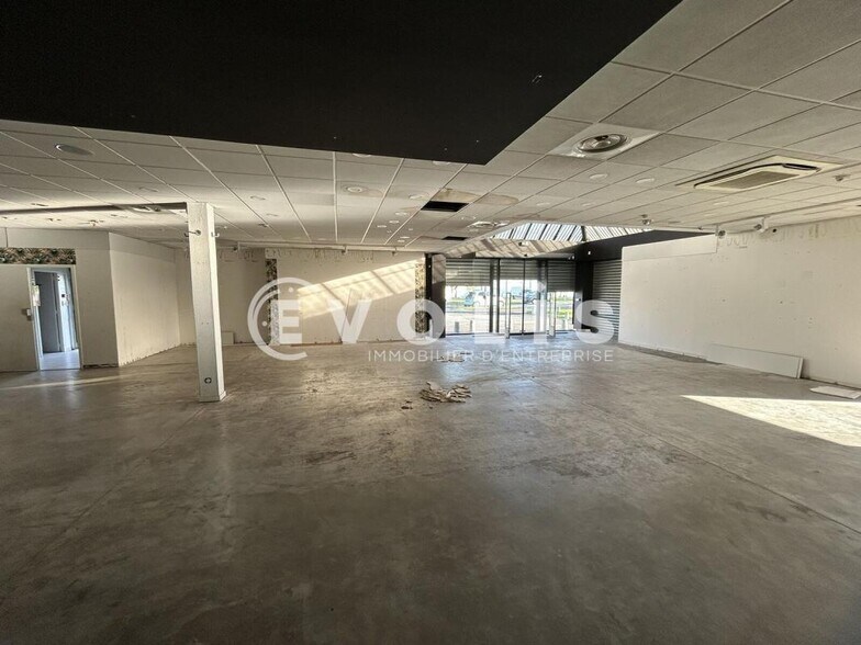 Local commercial dans Mérignac à louer - Photo intérieure – Image 2 sur 9