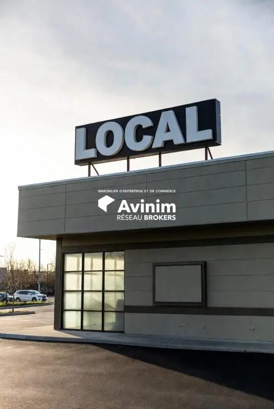 Local commercial dans Vitry-le-François à vendre Photo de l’immeuble– Image 1 sur 2