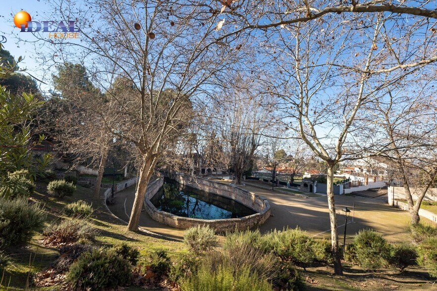 Avenida Príncipe Felipe, 2, Alfacar, Granada à vendre - Photo de l’immeuble – Image 3 sur 15
