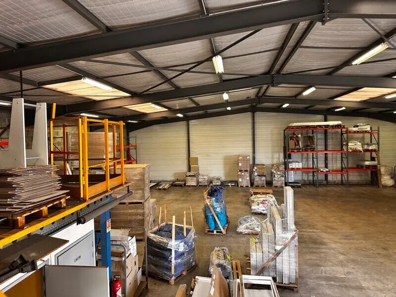 Bureau dans Montrond-les-Bains à louer Photo intérieure– Image 1 sur 6