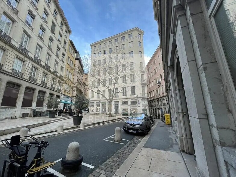 Bureau dans Lyon à louer - Photo de l’immeuble – Image 1 sur 12