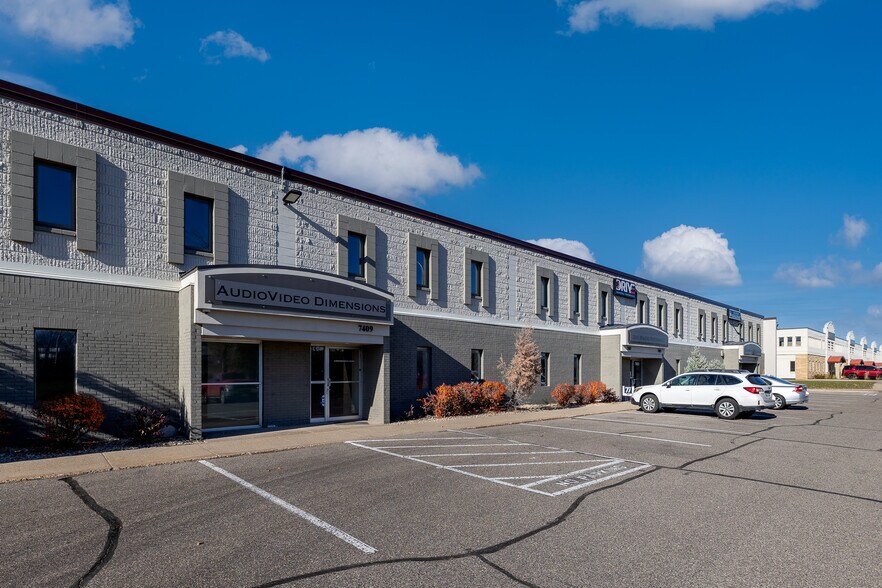 7401-7435 Washington Ave S, Edina, MN à louer - Photo principale – Image 1 sur 3