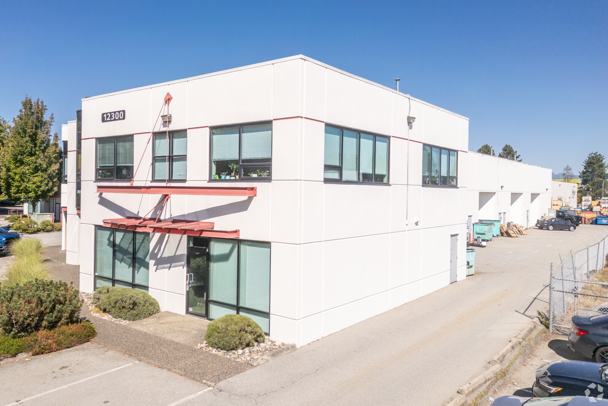 12300 Horseshoe Way, Richmond, BC à louer Photo principale– Image 1 sur 5