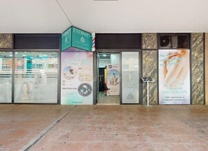 Local commercial dans Alcalá de Henares, Madrid à louer Photo intérieure– Image 1 sur 4
