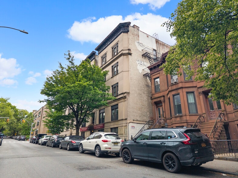 702-704 Eighth Ave, Brooklyn, NY à vendre - Photo de l’immeuble – Image 3 sur 15