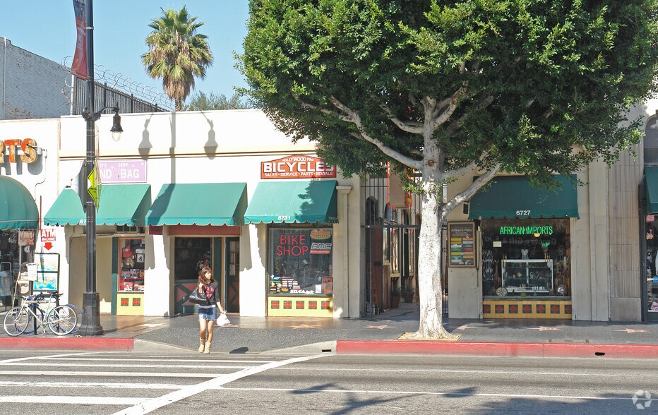 6727-6733 Hollywood Blvd, Los Angeles, CA à louer - Photo de l’immeuble – Image 2 sur 8