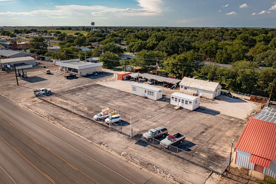 1112 W Main St, Olney, TX à vendre - Photo de l’immeuble – Image 2 sur 11