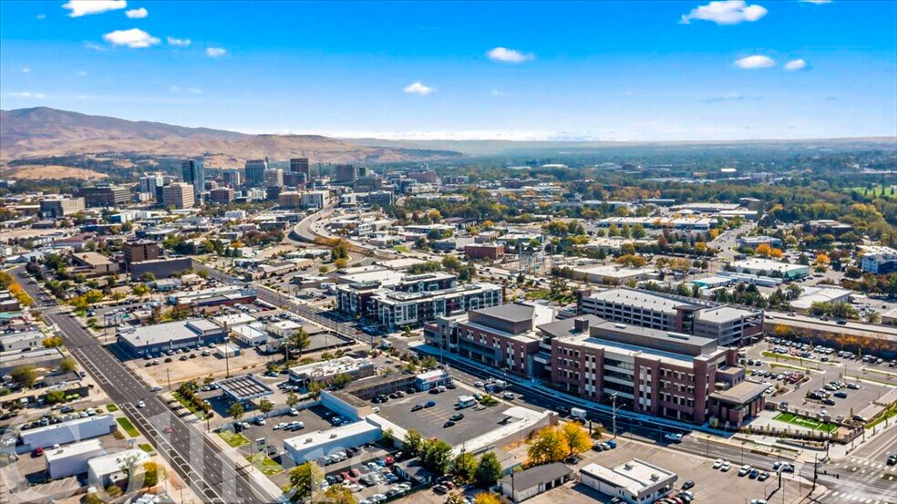 2600 W Fairview Ave, Boise, ID à vendre - Photo de l’immeuble – Image 2 sur 15