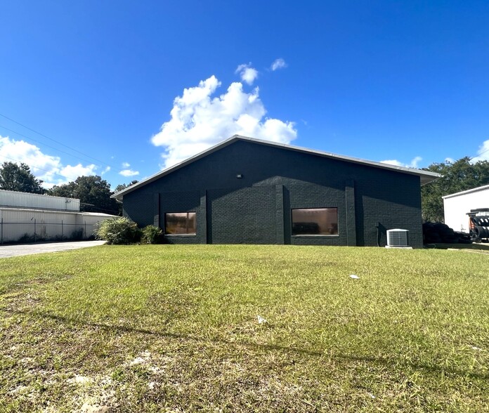 7378 Sunrise Blvd, Keystone Heights, FL à louer - Photo de l’immeuble – Image 1 sur 12