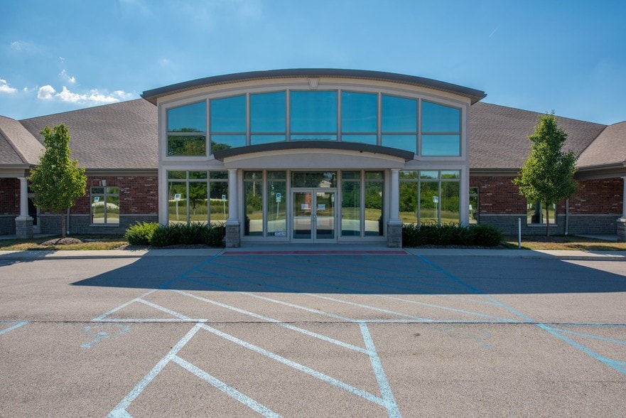 4525 Wathen Dr, Hilliard, OH à louer - Photo de l’immeuble – Image 2 sur 13