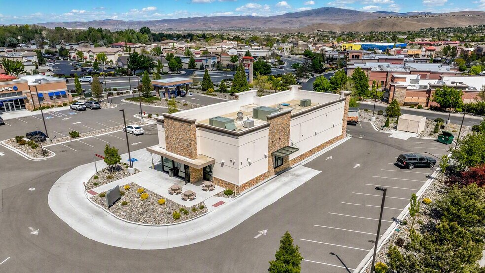 75 Los Altos Parkway, Sparks, NV à louer - Photo de l’immeuble – Image 1 sur 5