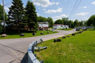 Plus de détails pour 2960 Atlantic Ave, Stottville, NY - Logement à vendre
