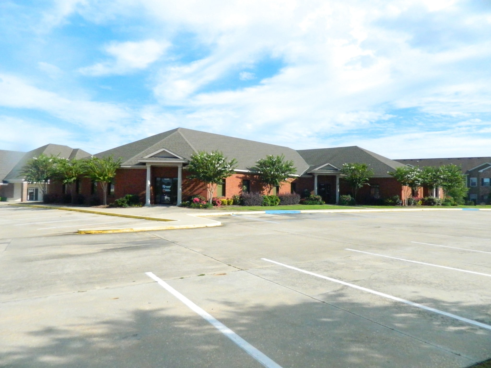 4770 Woodmere Blvd, Montgomery, AL à louer Photo principale– Image 1 sur 36