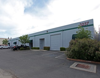 Plus de détails pour 3239 Monier Cir, Rancho Cordova, CA - Industriel/Logistique à louer
