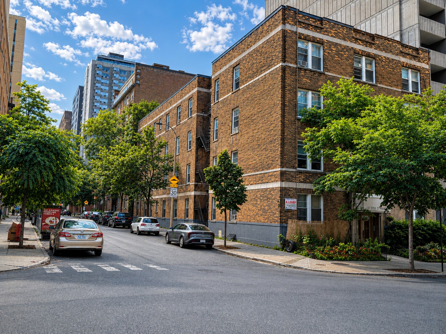 2155 Rue Saint-Marc, Montréal, QC à vendre Photo principale– Image 1 sur 2