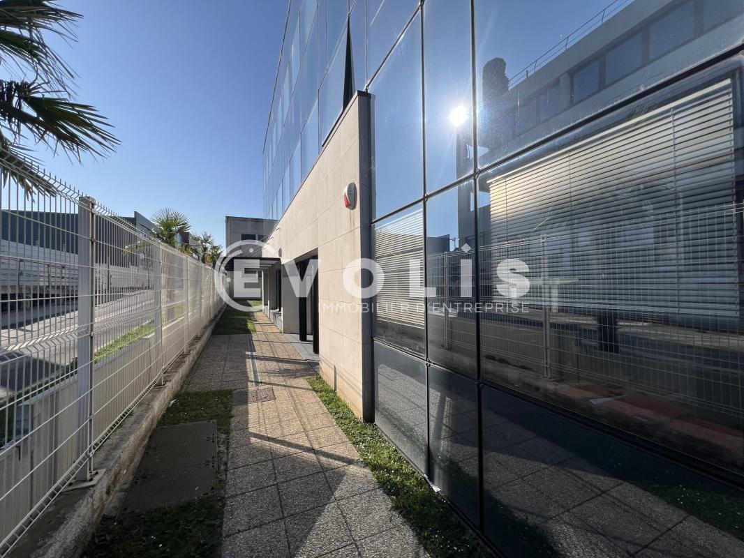 102 Bis Avenue Georges Clémenceau, Bry-sur-Marne à louer Photo de l’immeuble– Image 1 sur 21