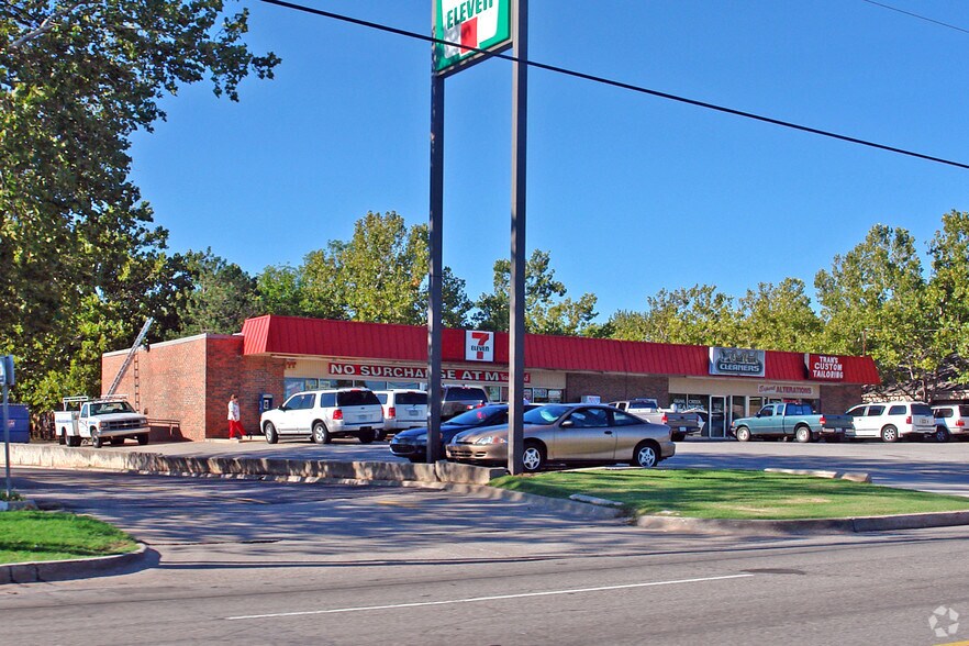 2912-2916 NW 122nd St, Oklahoma City, OK à louer - Photo principale – Image 1 sur 2
