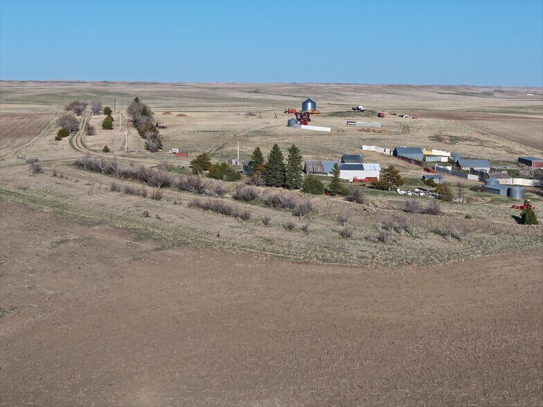 19819 Hope Rd, Union Center, SD à vendre - Photo de l’immeuble – Image 3 sur 11