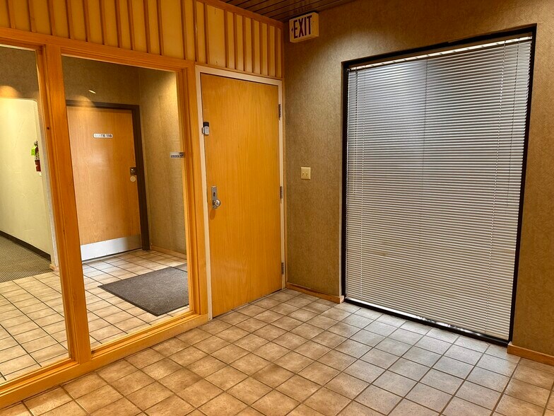 3500 S Boulevard St, Edmond, OK à louer - Photo intérieure – Image 2 sur 2