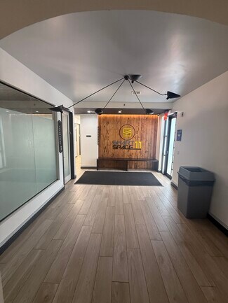 Plus de détails pour 65 S 11th St, Brooklyn, NY - Bureau à louer