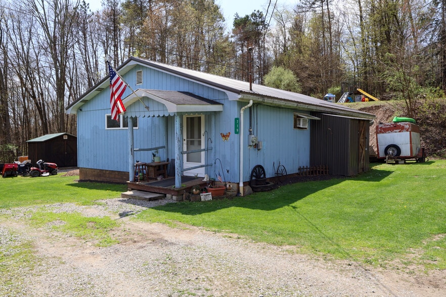 Kittanning & Ford City: Portfolio portefeuille de 39 biens à vendre sur LoopNet.fr - Photo de l’immeuble – Image 3 sur 56
