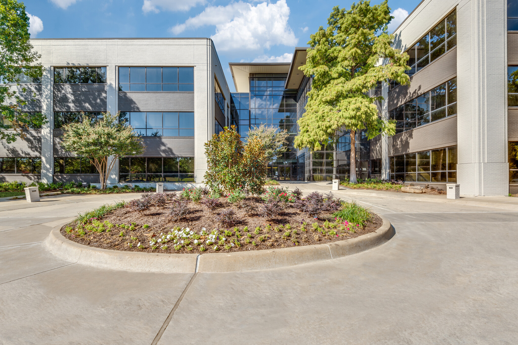 6655 N Macarthur Blvd, Irving, TX à louer Photo de l’immeuble– Image 1 sur 5