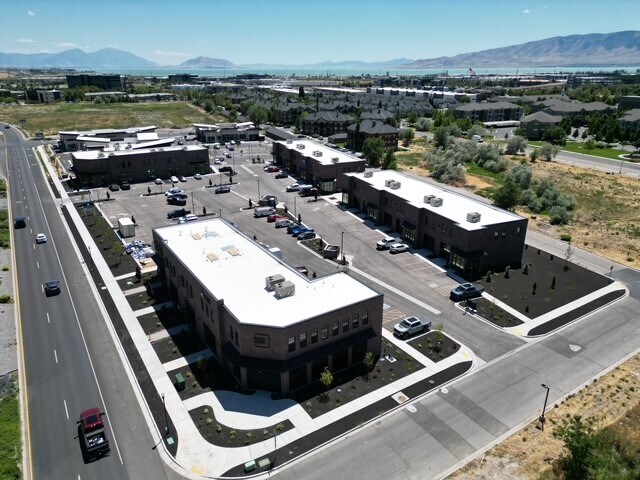 382 S 2000 W, Pleasant Grove, UT à louer - Photo de l’immeuble – Image 3 sur 7