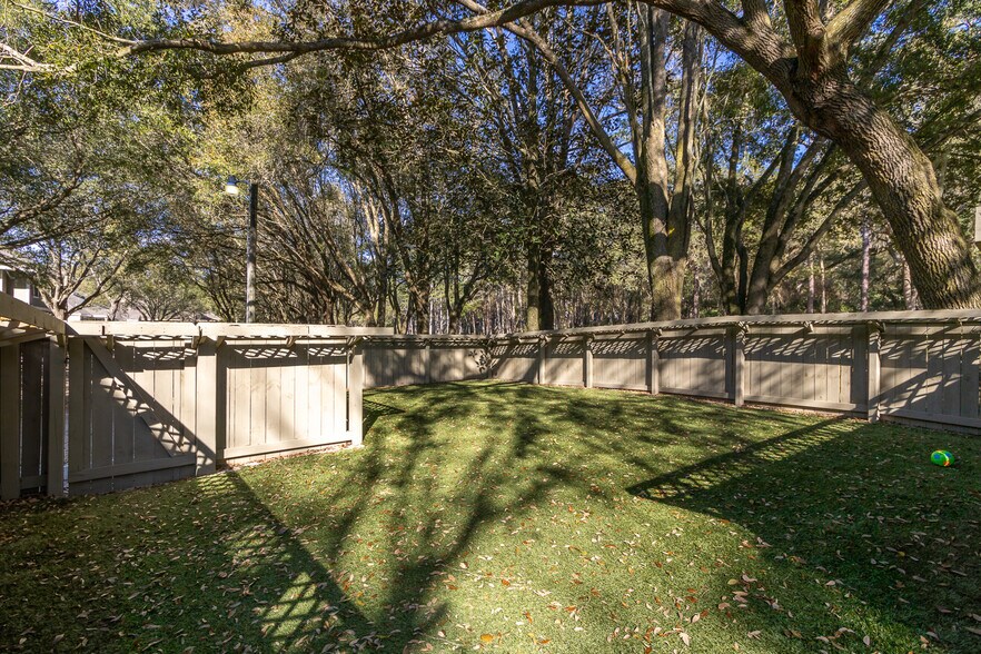 5217 SW 91st Dr, Gainesville, FL à vendre - Photo de l’immeuble – Image 3 sur 31