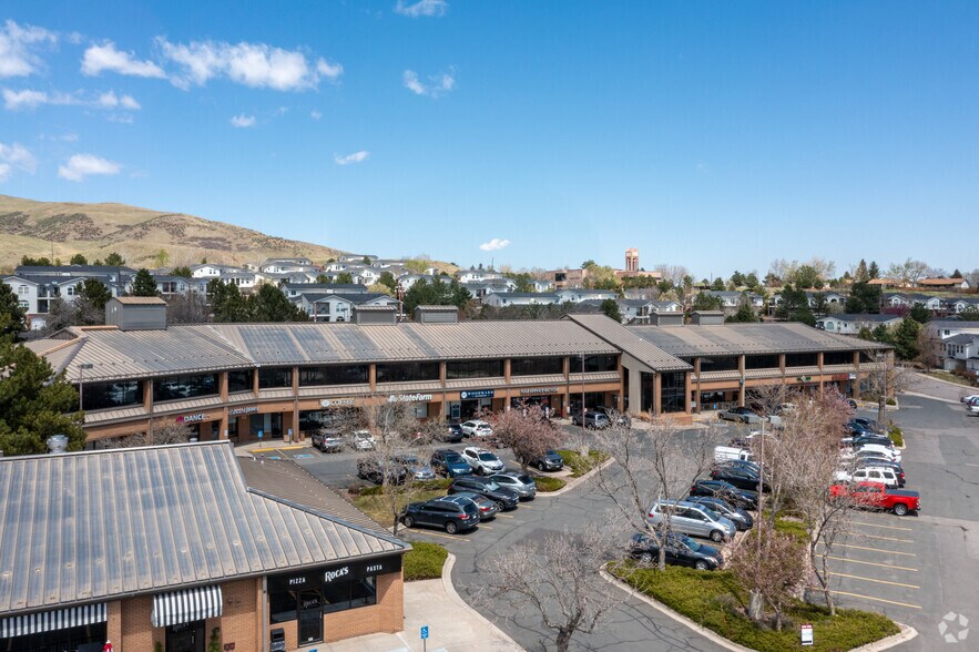 13701 W Jewell Ave, Lakewood, CO à louer - Photo de l’immeuble – Image 3 sur 12
