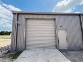 11881 N 44th St, Clearwater, FL à louer Photo intérieure– Image 1 sur 10